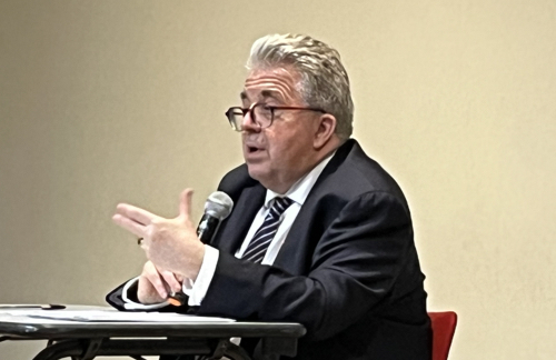 Les Français de l'étranger sont-ils une priorité de la diplomatie française ? C. Lequesne 