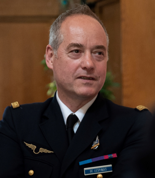 Que nous apprend la recherche sur l'armée de l'Air et de l'Espace ? Entretien avec J. de Lespinois 