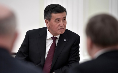 Kirghizstan : au-delà de l'illusion démocratique après la victoire de Sooronbay Jeenbekov aux élections présidentielles de 2017