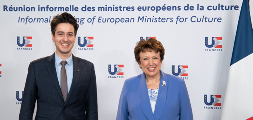 Dossier. La présidence française de l'Union européenne #PFUE vue depuis la France et à l'étranger